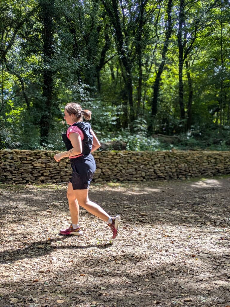 Les meilleurs sacs trail femme : comparatif 2026